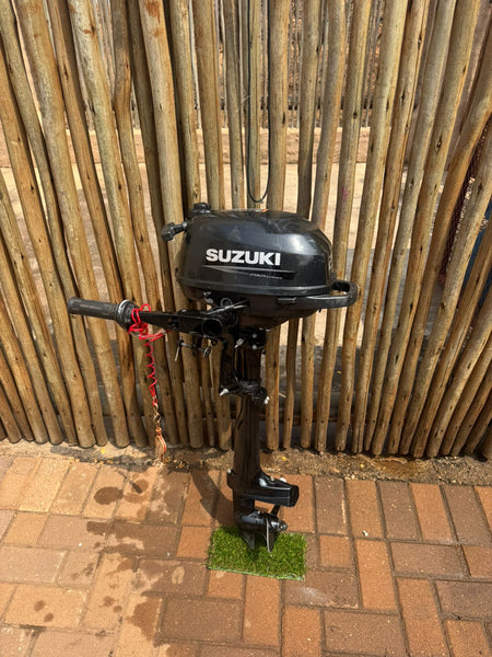 Used - Suzuki 4 stroke 2.5HP Tiller arm motor